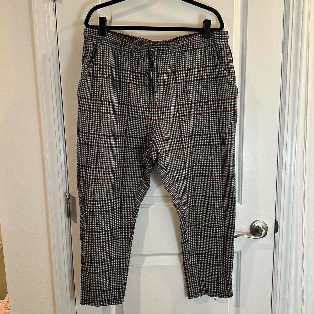 By Anthropologie Comfort Pull On Knit Dress Pants in Plaid with Black Pin Stripe
